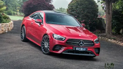 E 300